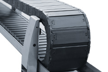 Energy chains for horizontal energy supply