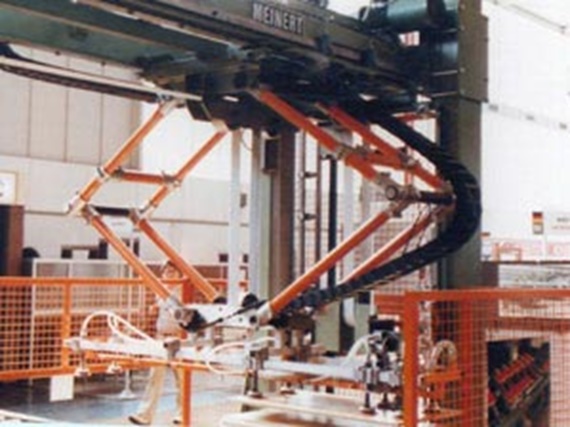 cable carriers zig zag
